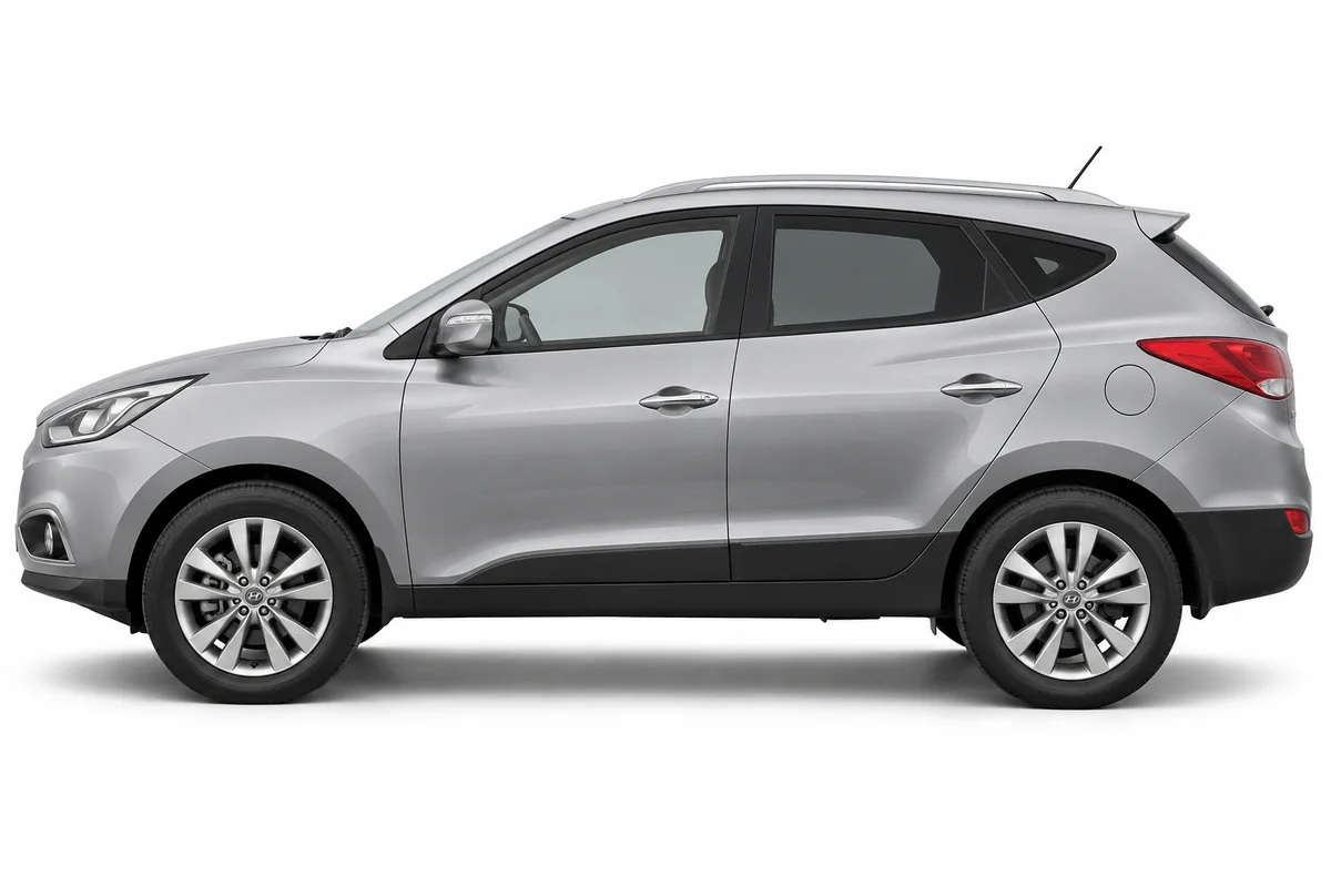 Illustrative side view of Hyundai Ix35; model year and body style may differ